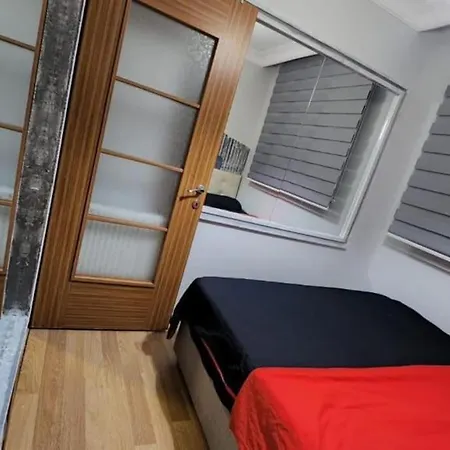 Apartment Sadri Maksudi Kurtulus 2+1 *